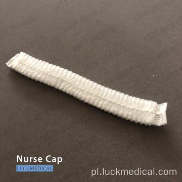 Nietkana czapka białej pielęgniarki